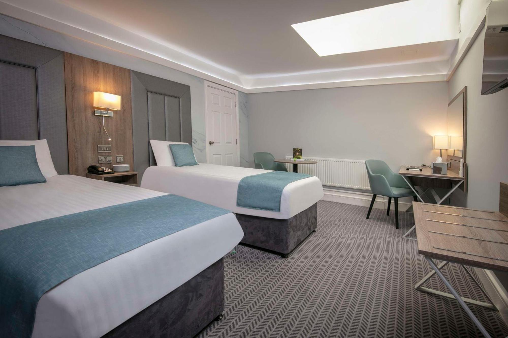 Best Western Premier Heronston Hotel & Spa Bridgend  Ngoại thất bức ảnh