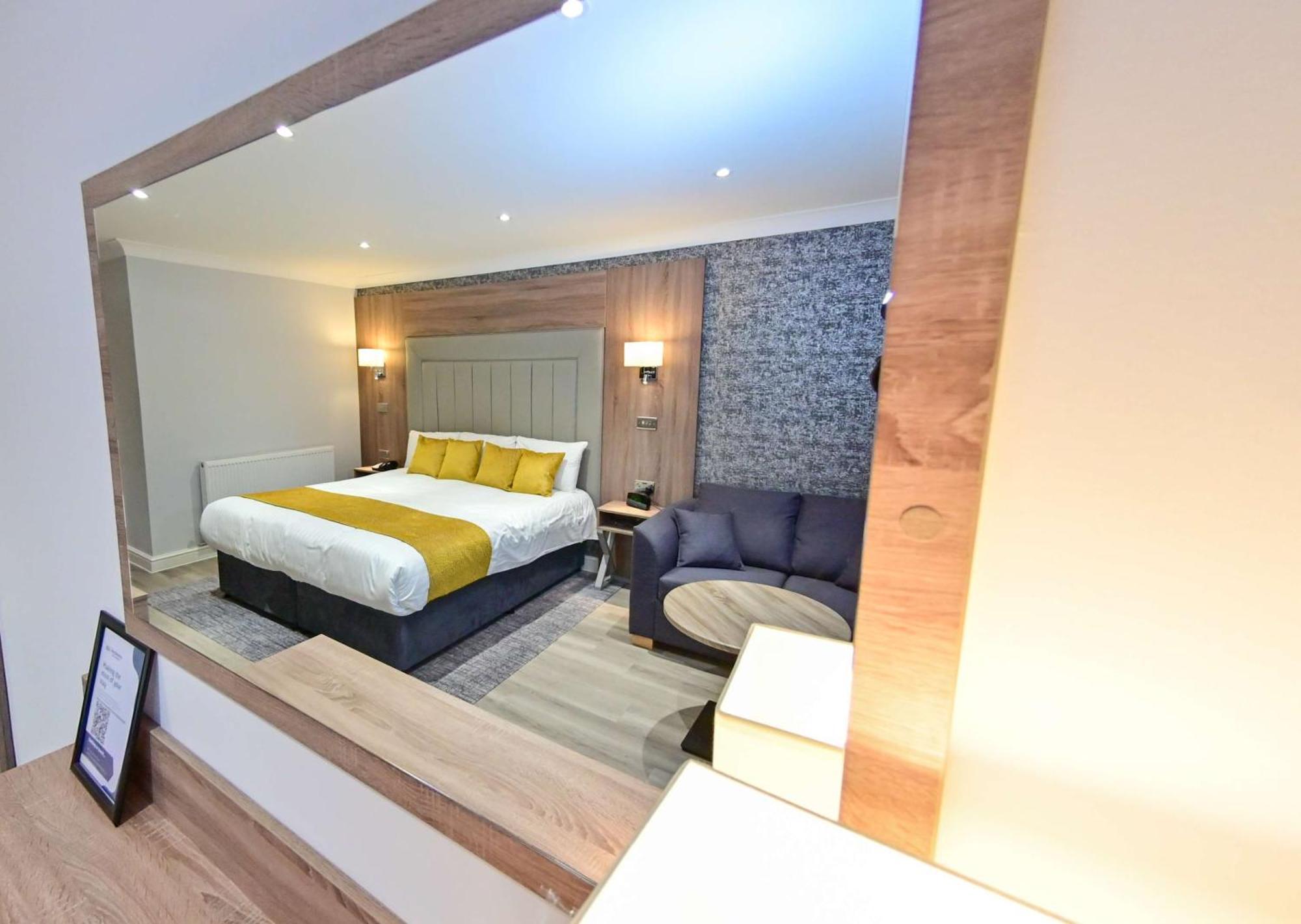 Best Western Premier Heronston Hotel & Spa Bridgend  Ngoại thất bức ảnh