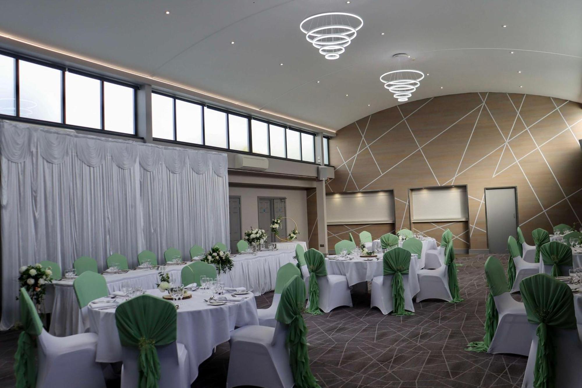 Best Western Premier Heronston Hotel & Spa Bridgend  Ngoại thất bức ảnh